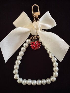 Pearl Beaded Keychain Zipper Pull with White Bow & Red Ladybug Charm